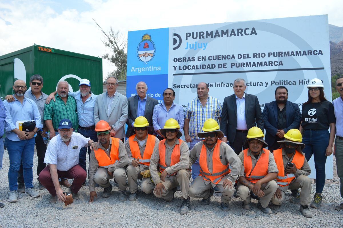 Las obras del Plan Integral de Manejo de Agua y Suelo para Purmamarca brindará seguridad ante riesgo hídrico a la población y la producción que se despliega en la quebrada homónima.