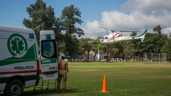 Dramático rescate aéreo de un hombre con grave herida en un brazo