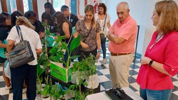 Exitoso segundo encuentro de establecimientos que trabajan con Huertas Escolares