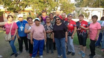 juegos evita: partida de la delegacion jujena de personas mayores a san luis
