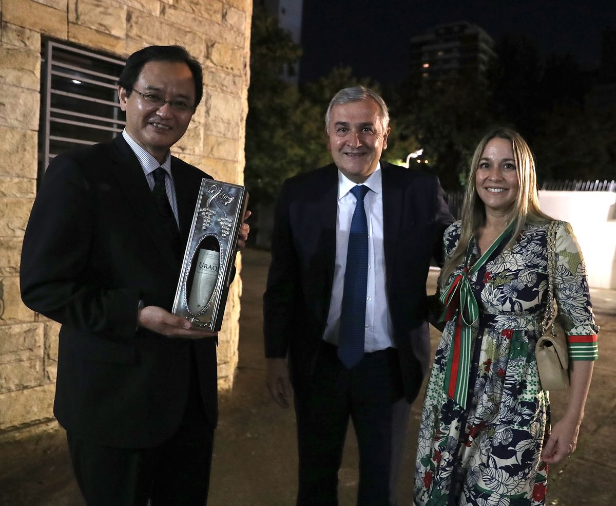 Morales visitó al Embajador de Japón