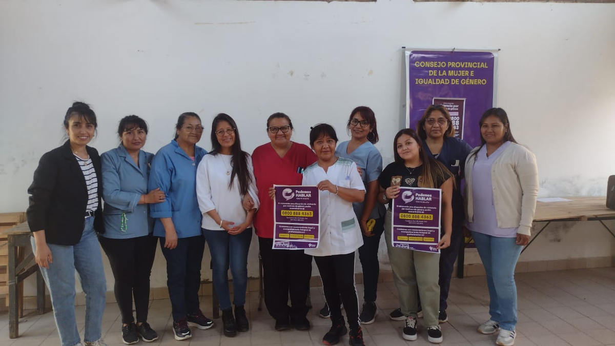 San Pedro: charla informativa para el personal del Puesto de Salud San Pedro: charla informativa para el personal del Puesto de Salud