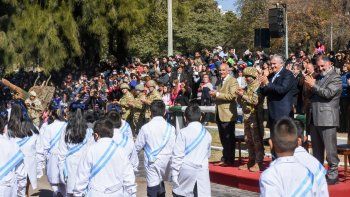 el gobernador presidio emotivo acto de promesa y jura a la bandera nacional