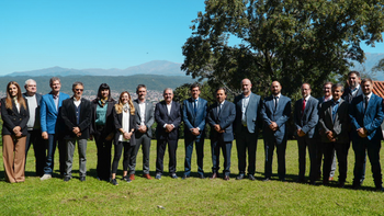 Mesa del Litio y CFI: alianza estratégica para fortalecer la región minera