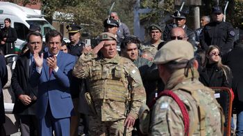 sadir participo en la conmemoracion de los 215 anos del ejercito argentino