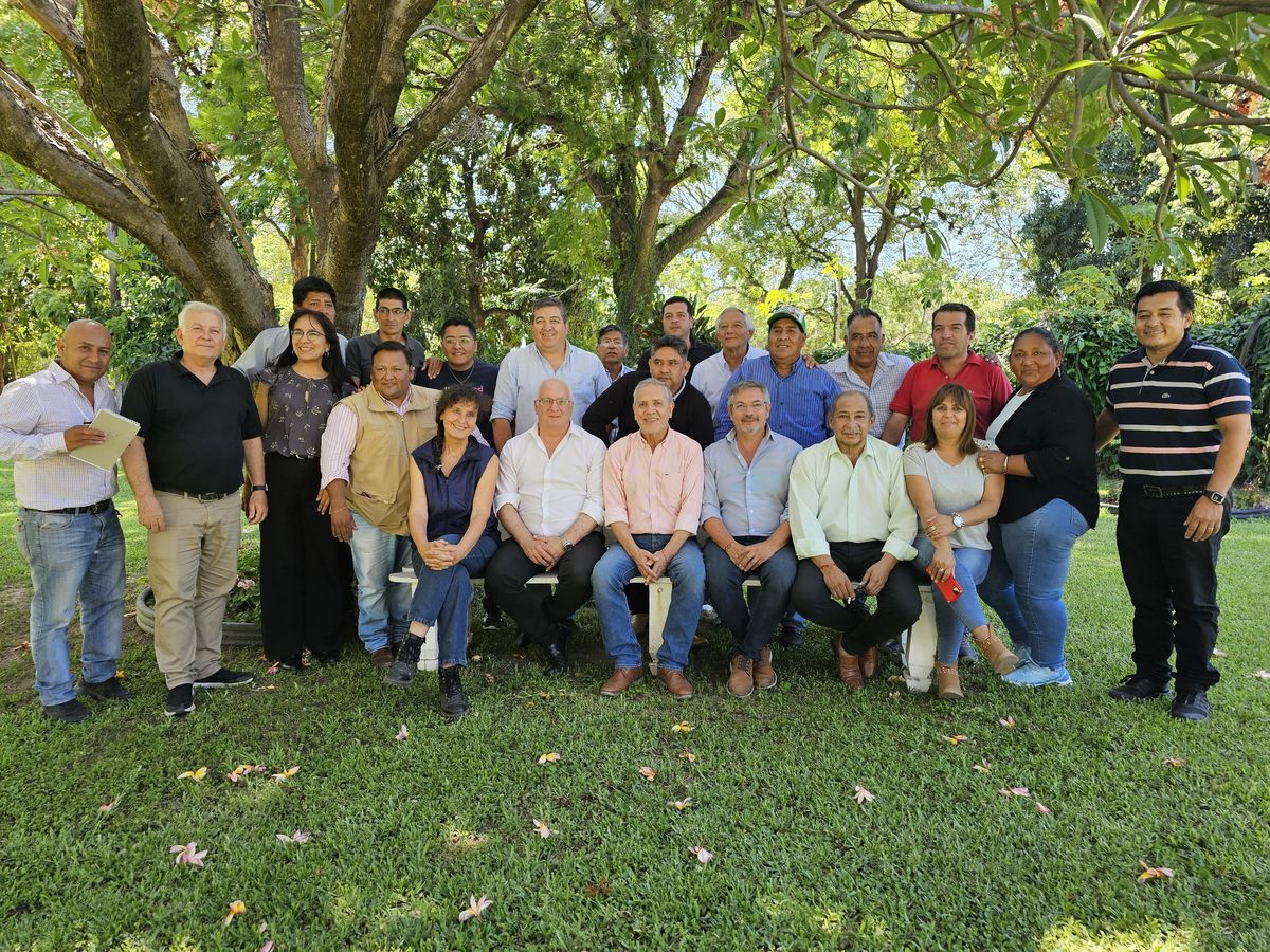 Lanzaron programa para el desarrollo de la Cuenca de Frutas Tropicales