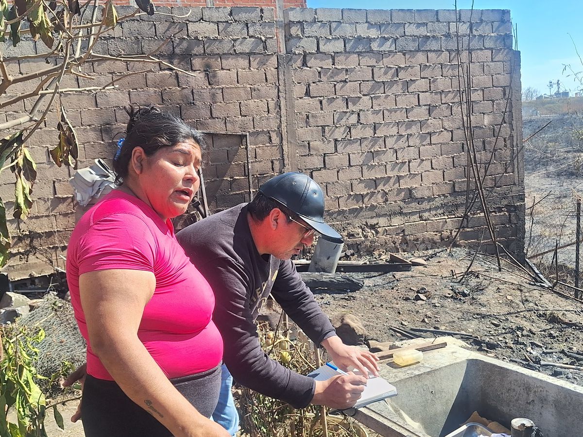 Acompañamiento interinstitucional en barrio Alto Comedero tras los incendios: el estado presente junto a las familias Acompañamiento interinstitucional en barrio Alto Comedero tras los incendios: el estado presente junto a las familias