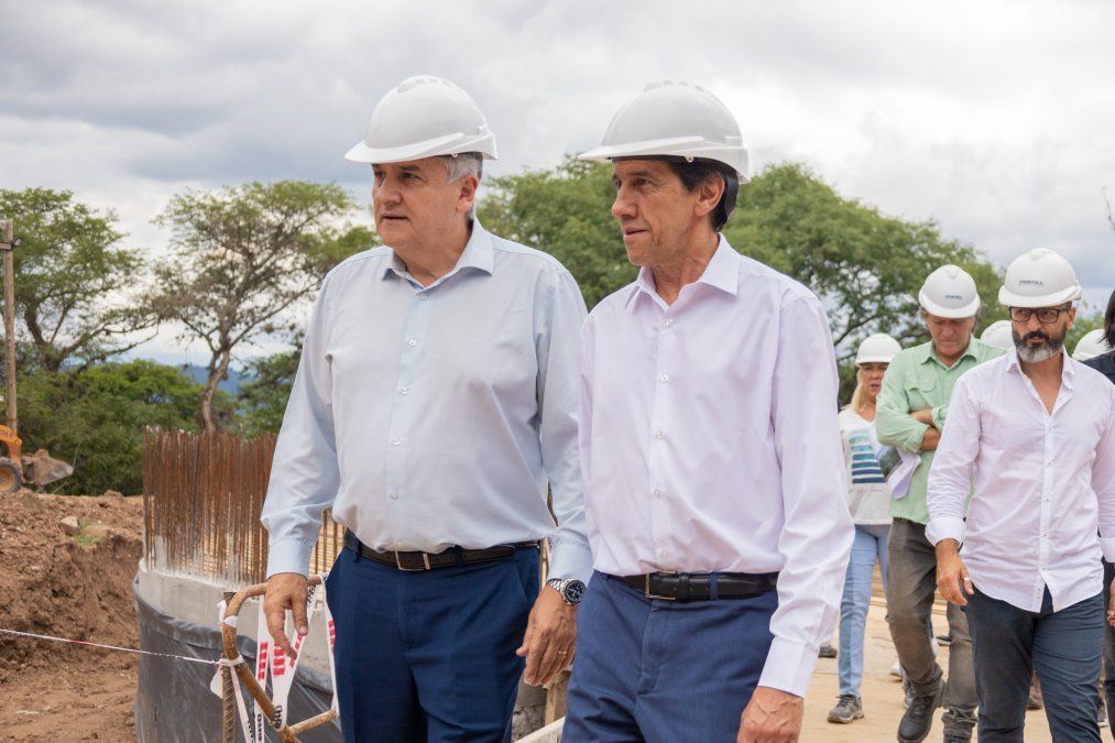 Gerardo Morales y Carlos Sadir recorrieron las obras del Centro Lola Mora y Cabildo Histórico